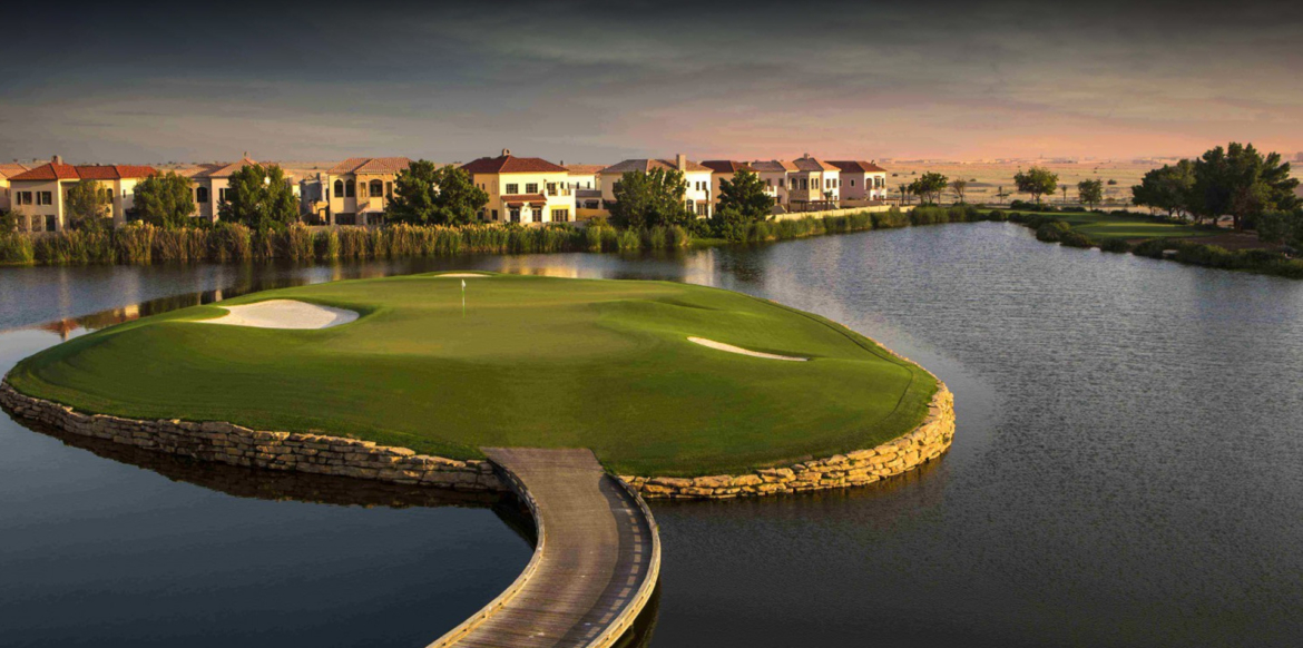 Golf-course-Jumeirah.jpg